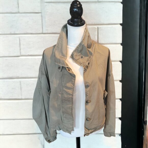 Melrose and Market Boho Khaki Colored Long Sleeve Casual Jacket - in size M - Picture 2 of 7